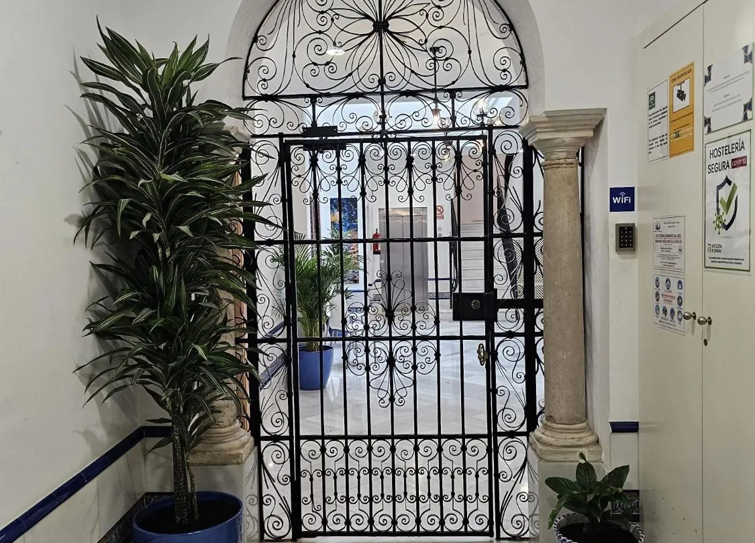 Casa Gloria Apartments Seville